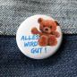 Preview: Ansteckbutton Alles wir gut! auf Jeans